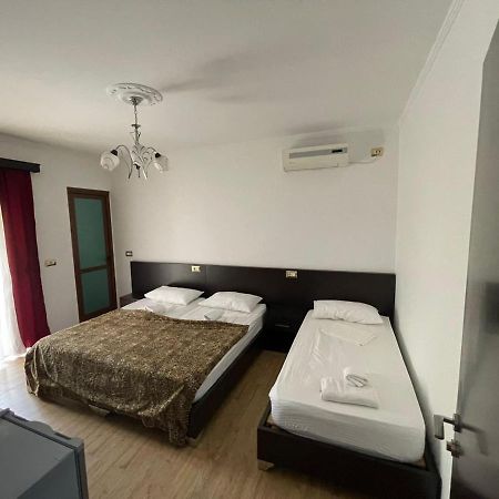 Centre Hotel Berat Exteriér fotografie